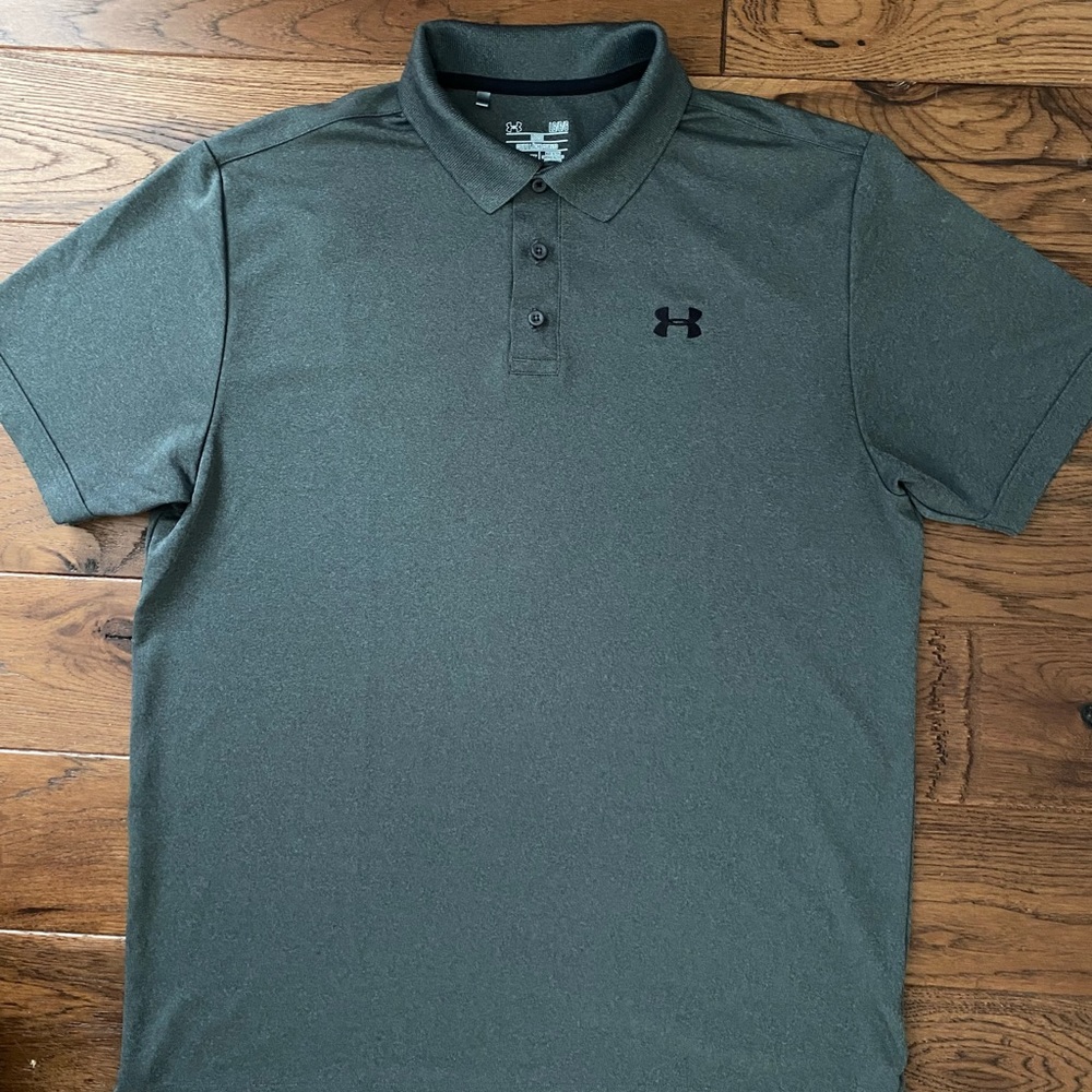 Under Armour polo size L - EUC!